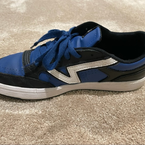 Mens Vans - Picture 5 of 7